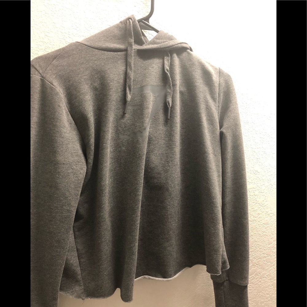 Gym shark grey cropped hoodie